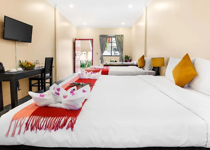 The Cockatoo Nature & * Siem Reap